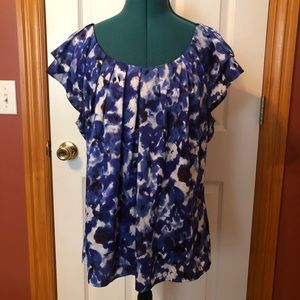 Violet & Claire flutter sleeve royal top large